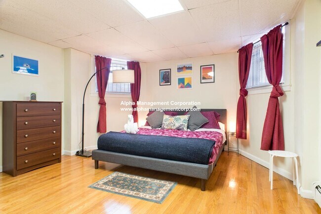 49 Jamaica St, Unit 1 in Boston, MA - Building Photo - Building Photo