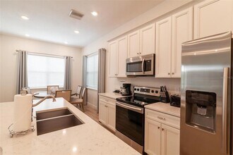 8020 Lost Shaker Ln in Kissimmee, FL - Building Photo - Building Photo
