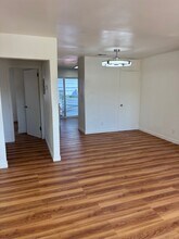 1065 Davis Ave, Unit B in Glendale, CA - Building Photo - Building Photo