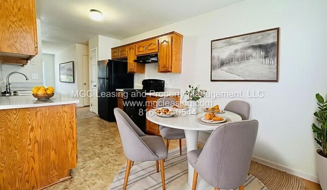 5933 NE 42nd St in Kansas City, MO - Building Photo - Building Photo