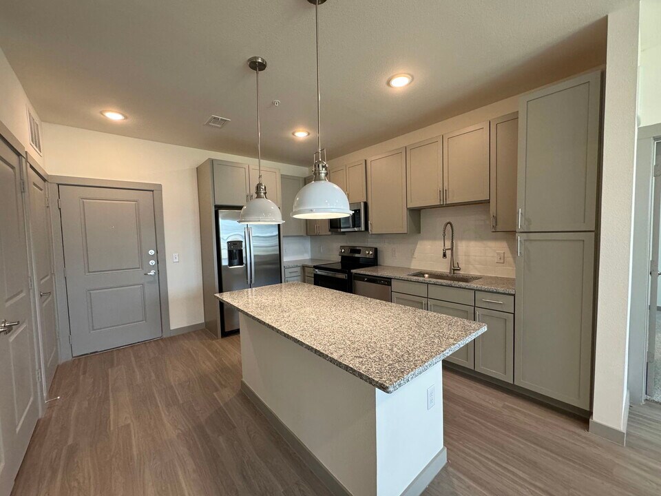 12000 FM 1171 in Northlake, TX - Foto de edificio