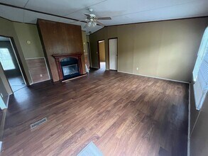 17186 Countrywood in Lindale, TX - Building Photo - Building Photo