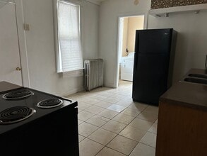700 W Philadelphia St-Unit -2 in York, PA - Building Photo - Building Photo