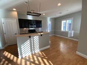 9837 Black Mulberry St in Las Vegas, NV - Building Photo - Building Photo