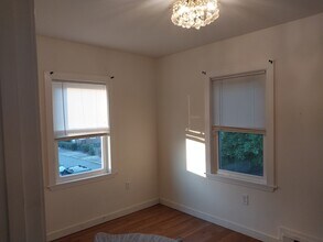 51 Claremont St, Unit 2 in Malden, MA - Building Photo - Building Photo