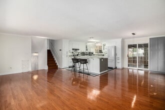 31 Wedgewood Crescent in Ottawa, ON - Building Photo - Building Photo