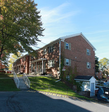 Wade Estates in Schenectady, NY - Building Photo - Building Photo