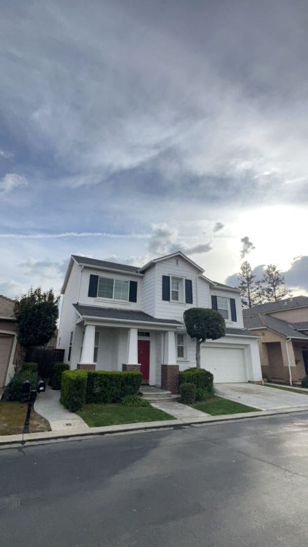 714 W Riviera Ln in Clovis, CA - Building Photo - Building Photo