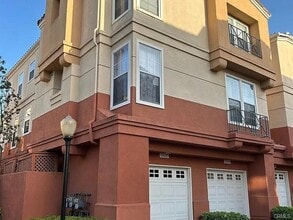 1020 S San Marino Way in Anaheim, CA - Building Photo - Building Photo