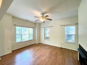 24 Scottish Cir in Asheville, NC - Building Photo - Building Photo