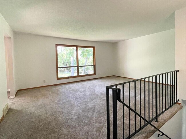 5420 Mallard Ln in Excelsior, MN - Foto de edificio - Building Photo