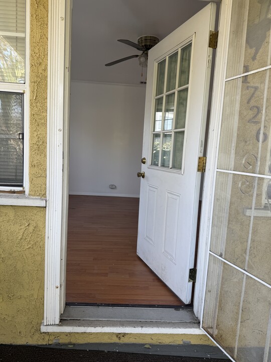 1726 Lake St in Glendale, CA - Building Photo