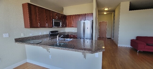 property at 5401 S Park Terrace Ave