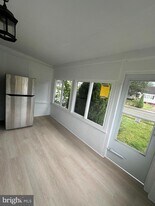 489 N Church St in Moorestown, NJ - Building Photo