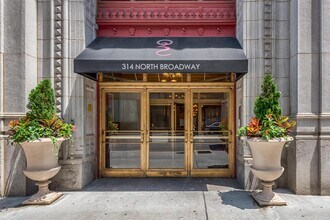 300-314 N Broadway in St. Louis, MO - Building Photo - Building Photo