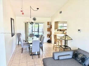 11461 NW 45th Pl in Sunrise, FL - Building Photo - Building Photo