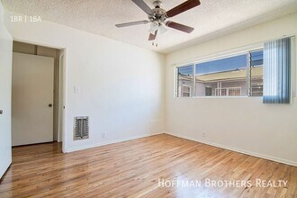 212 Normandie Ave in Los Angeles, CA - Building Photo - Building Photo