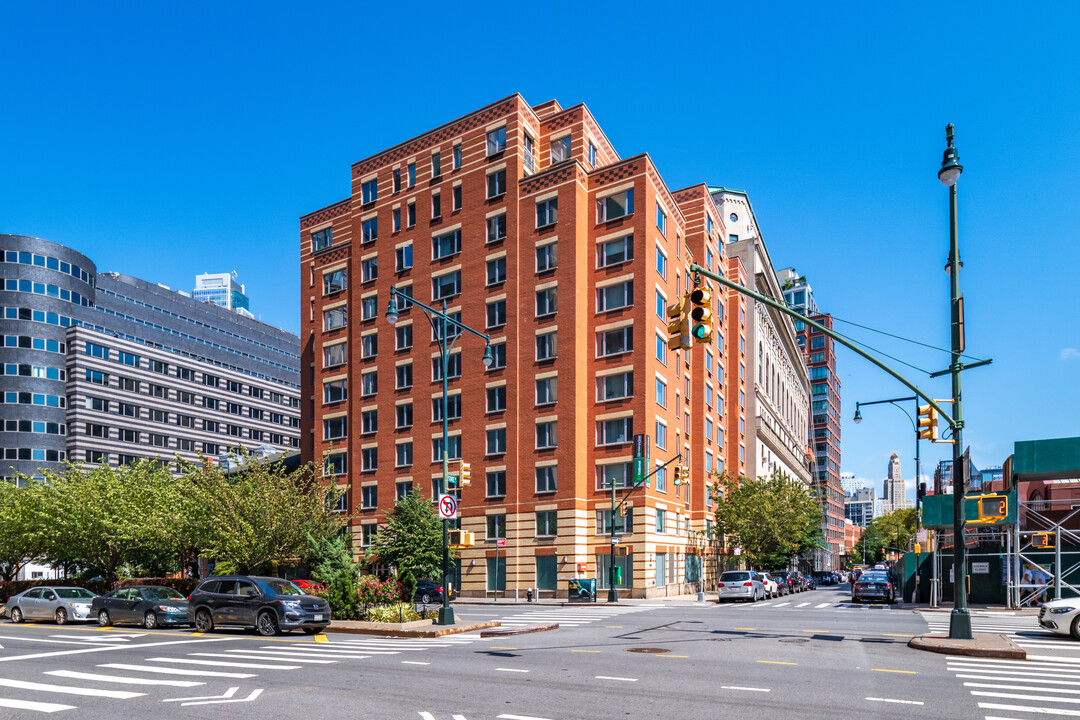 Boulevard East in Brooklyn, NY - Building Photo