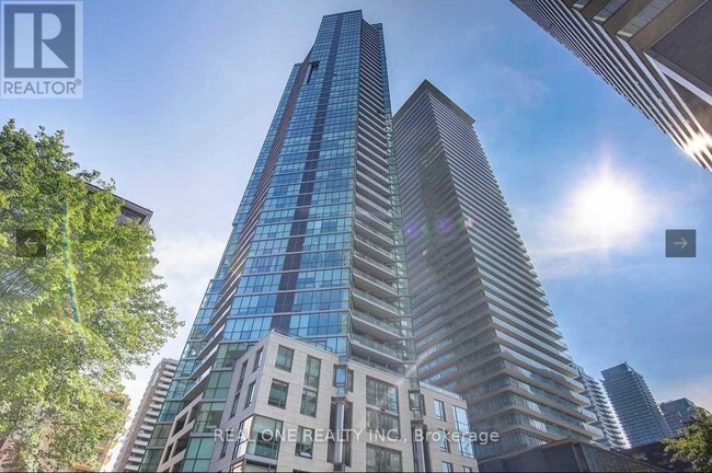 45-4245 Charles St E in Toronto, ON - Building Photo - Building Photo