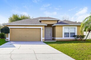 2955 Elbib Dr in St. Cloud, FL - Building Photo