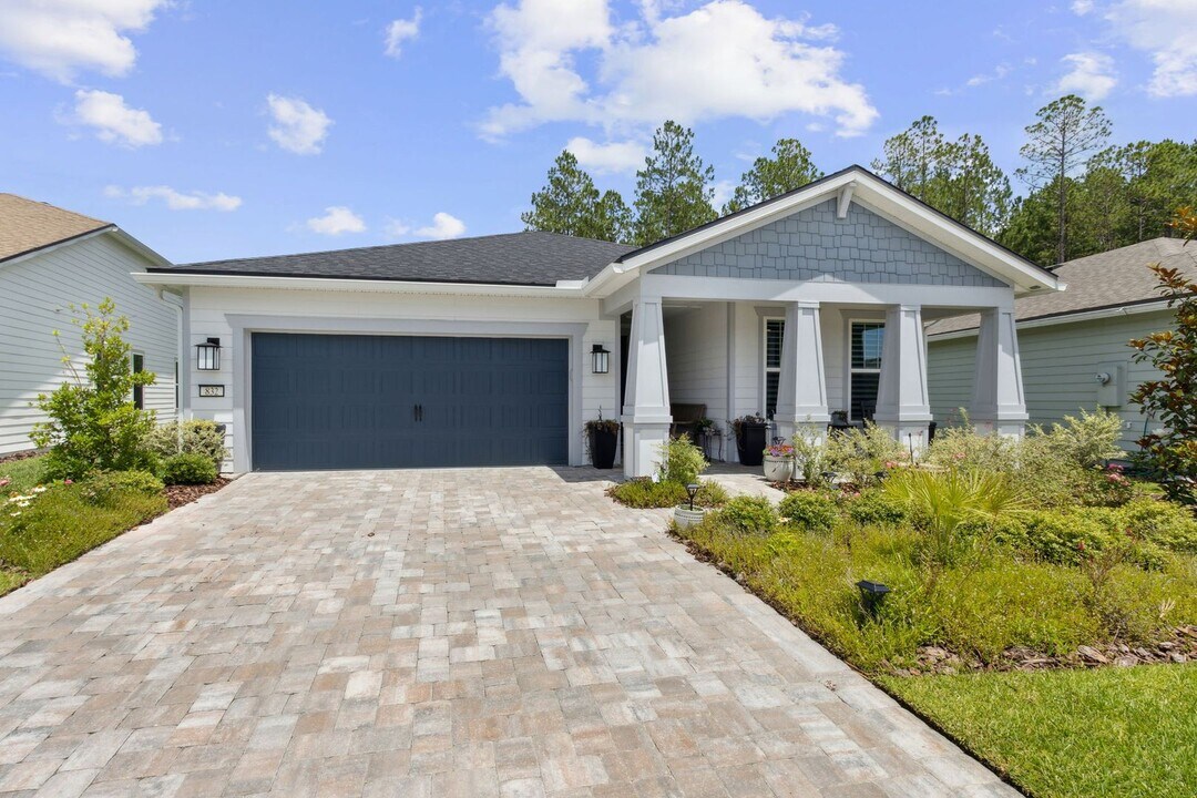 832 Continuum Lp in Yulee, FL - Building Photo