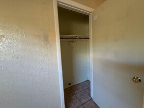 5720 NW 15th St in Lauderhill, FL - Building Photo - Building Photo