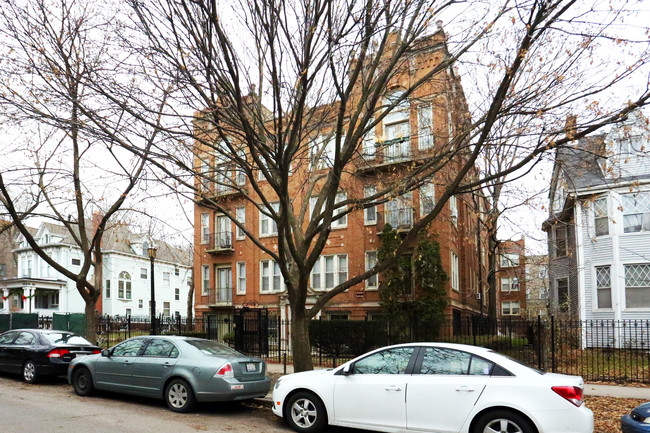 Rembrandt Apartments in Chicago, IL - Foto de edificio - Building Photo