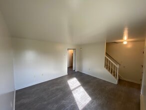 28 Stoltzfus Ln in Leola, PA - Building Photo - Building Photo