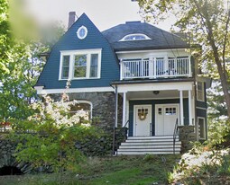 10 Selkirk Rd, Unit 4 in Boston, MA - Building Photo