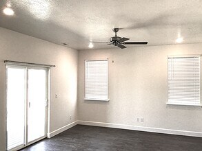 1246 E Ranch Rd in Eagle Mountain, UT - Building Photo - Building Photo