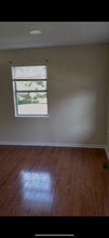 13130 Quann Ln in Woodbridge, VA - Foto de edificio - Building Photo