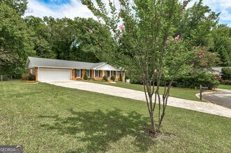 922 Sharon Ct in Fayetteville, GA - Building Photo - Building Photo