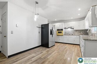 141 E Lynnwood St in Allentown, PA - Building Photo - Building Photo