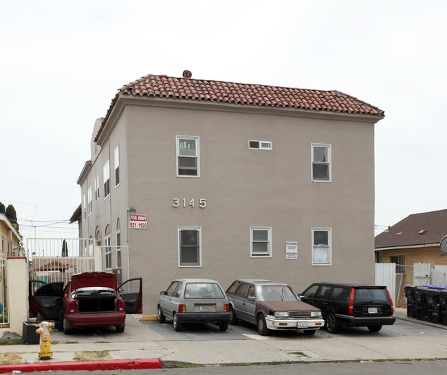 3145 Webster Ave in San Diego, CA - Building Photo - Building Photo