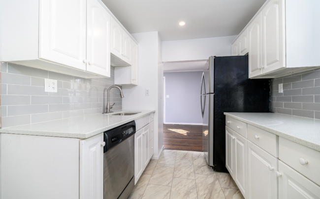 40 Beacon View Dr in Fairfield, CT - Building Photo - Building Photo