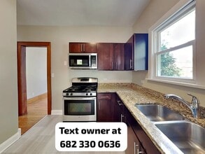 1715 White St in Des Plaines, IL - Building Photo - Building Photo