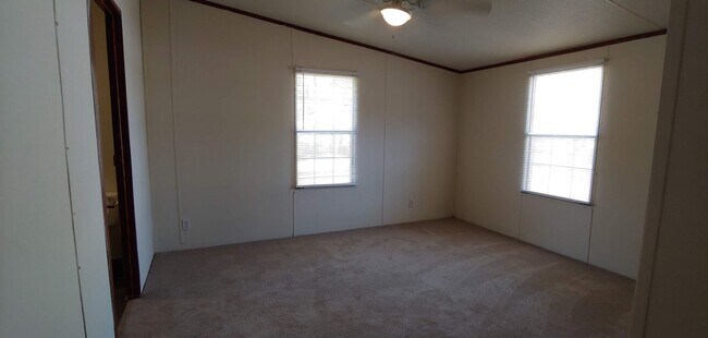 110 Hampton St in Gilbert, SC - Building Photo - Building Photo