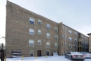 6747 S Oglesby Ave in Chicago, IL - Foto de edificio - Building Photo