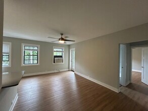 730 Judson Ave in Highland Park, IL - Foto de edificio - Building Photo