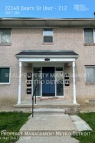 22148 Dante St in Oak Park, MI - Building Photo