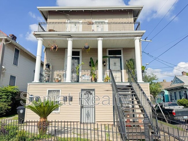 property at 1621 Crete St