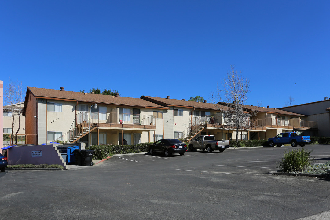 Vista Del Rio Apartments in San Ysidro, CA - Building Photo