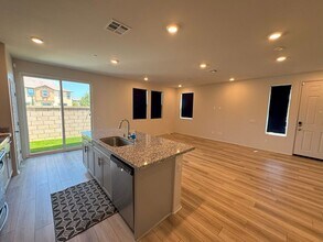 28225 Heirloom Dr in Temecula, CA - Building Photo - Building Photo