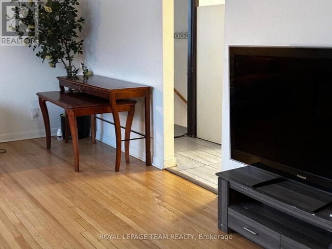 3590 Devine Rd in Ottawa, ON - Building Photo - Building Photo