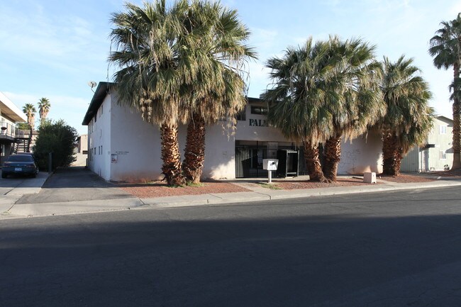 2427 Clifford Ave in Las Vegas, NV - Building Photo - Building Photo