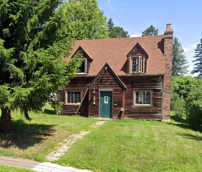 property at 1318 N 19th Ave E