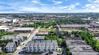 531 Schweikhardt St in Houston, TX - Foto de edificio - Building Photo