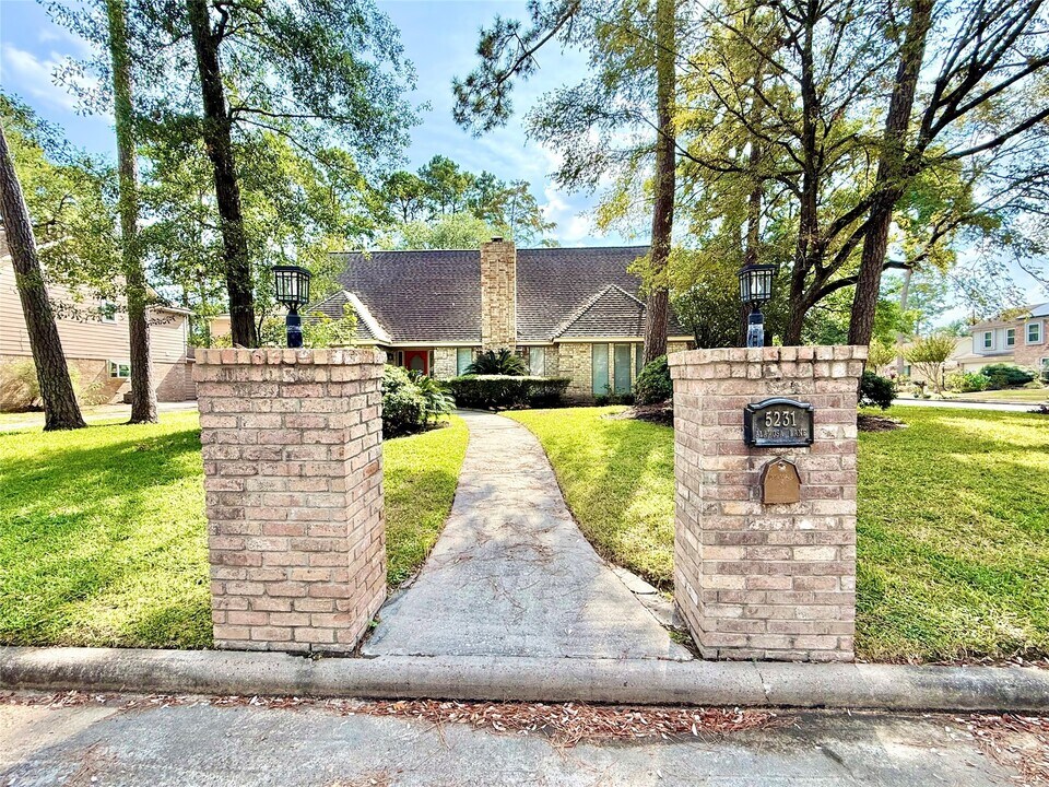 5231 Alamosa Ln in Spring, TX - Building Photo