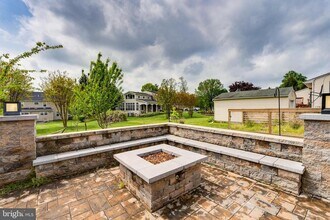 10189 Maxine St in Ellicott City, MD - Building Photo - Building Photo