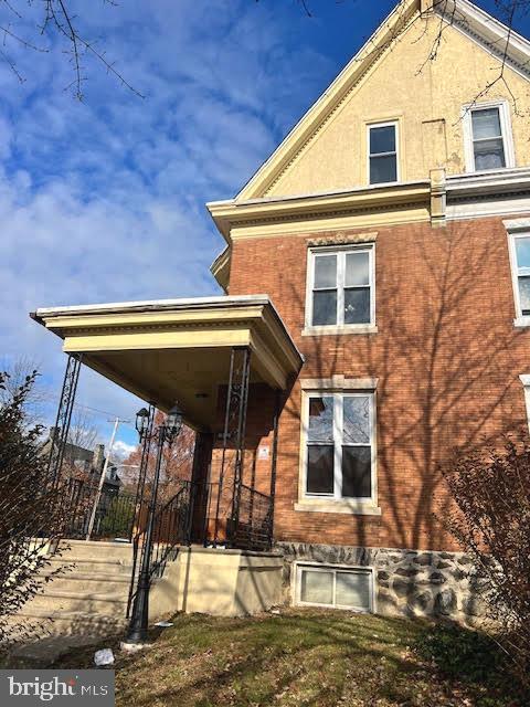 5349 Wayne Ave in Philadelphia, PA - Foto de edificio